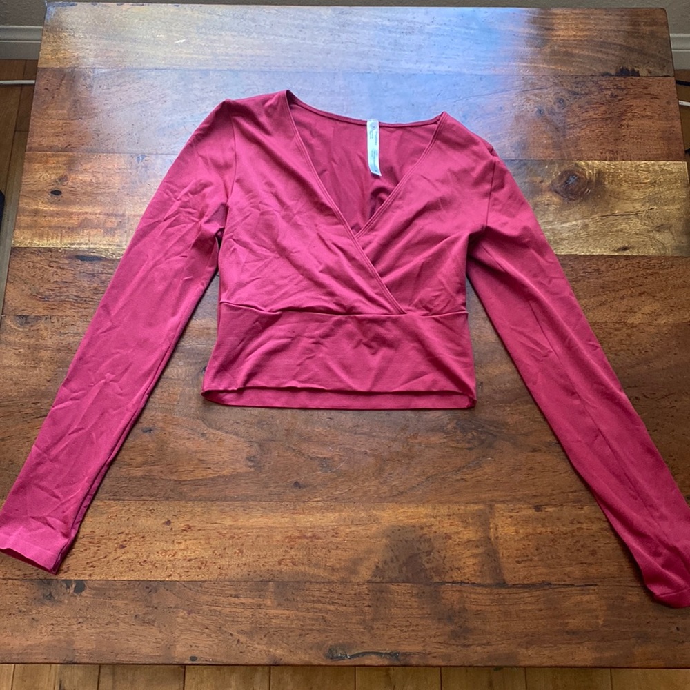Red, low cut, long sleeve crop top